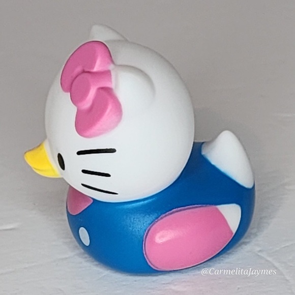 HELLO KITTY 🐱 AND FRIENDS Sanrio Rubber Ducky Set - Picture 5 of 14